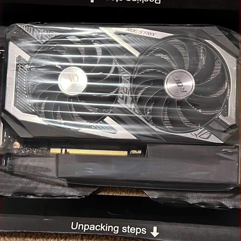 New ASUS AMD Raden RX6600XT ROG Strix Gaming Graphics card - Picture 4 of 12